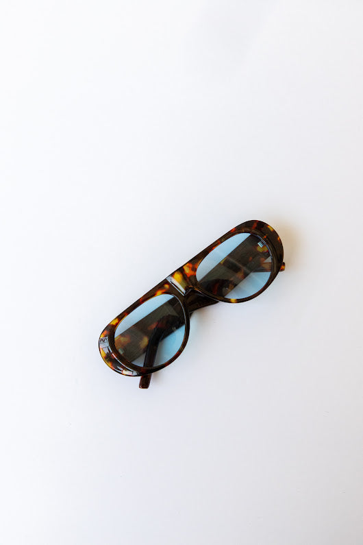 The Baddie Sunglasses- Tortoise/Blue